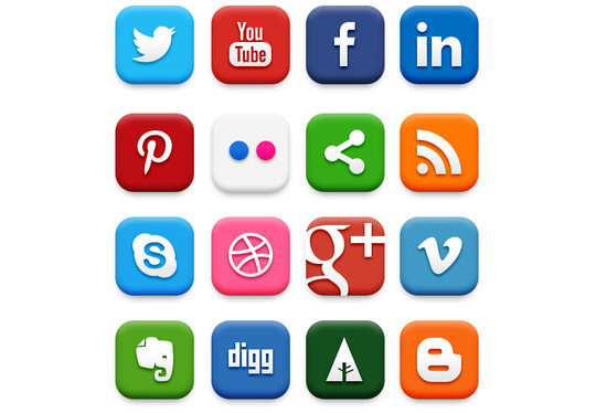 22 Fresh Social Media Icons (PSD & PNG) 22