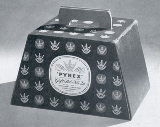 11 Stylish Vintage Packaging Designs 7