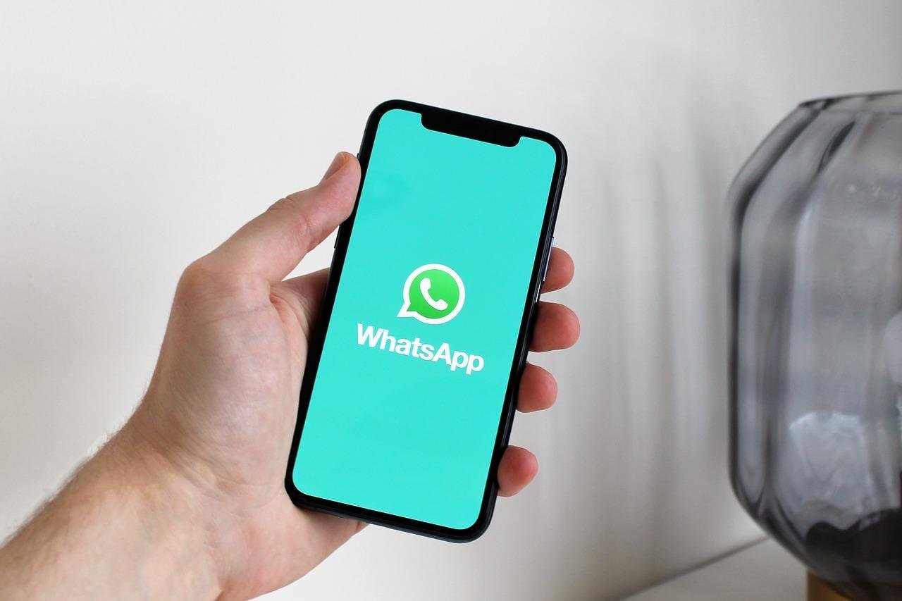 WhatsApp Will Stop Working on These iPhones Soon: Check If Your Phone ...