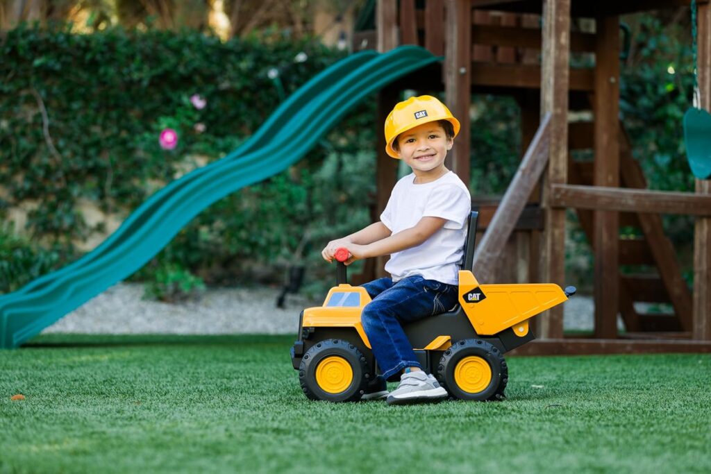 CAT Construction Toys Dump Truck